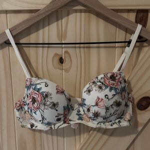 Victoria's Secret Cream Floral Bra